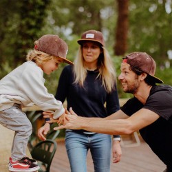 casquette hello hossy famille