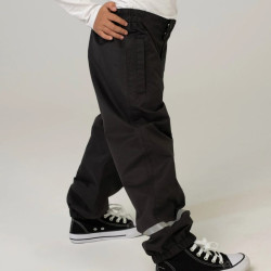 gros plan sur pantalon de pluie Ducksday