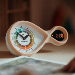 Réveil éducatif Kidyalarm - Kidywolf - Melon sur un bureau
