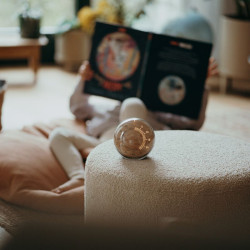 enfant qui lit avec Minuteur pour enfant Kidytimer - Kidywolf