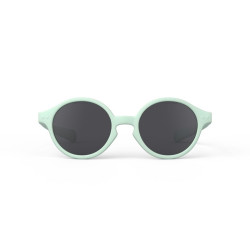 Lunettes de soleil pour les 3-5 ans - D Sun Kids + d’Izipizi - Aqua Green de face