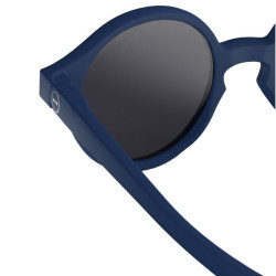 gros plan de Lunettes de soleil pour les 3-5 ans - D Sun Kids + d’Izipizi - Denim Blue