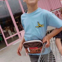 garçon avec Petit sac Banane rectangulaire - Hello Hossy - Mascots Ride