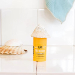 mise en scène de Crème solaire - Mon stick 1, 2, 3 Soleil - Ouate
