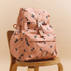Sac à dos enfant Johnny - Liewood - Pale tuscany multi mix sur une chaise