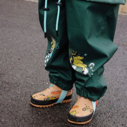 pantalon et botte de pluie