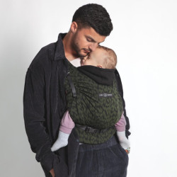 HoodieCarrier 2 - Love - Wild Camo