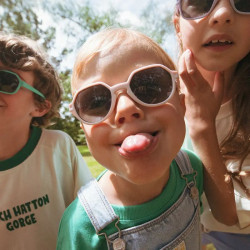Lunettes de soleil bébé OOZZ - 0 à 4 ans - Rose pâle