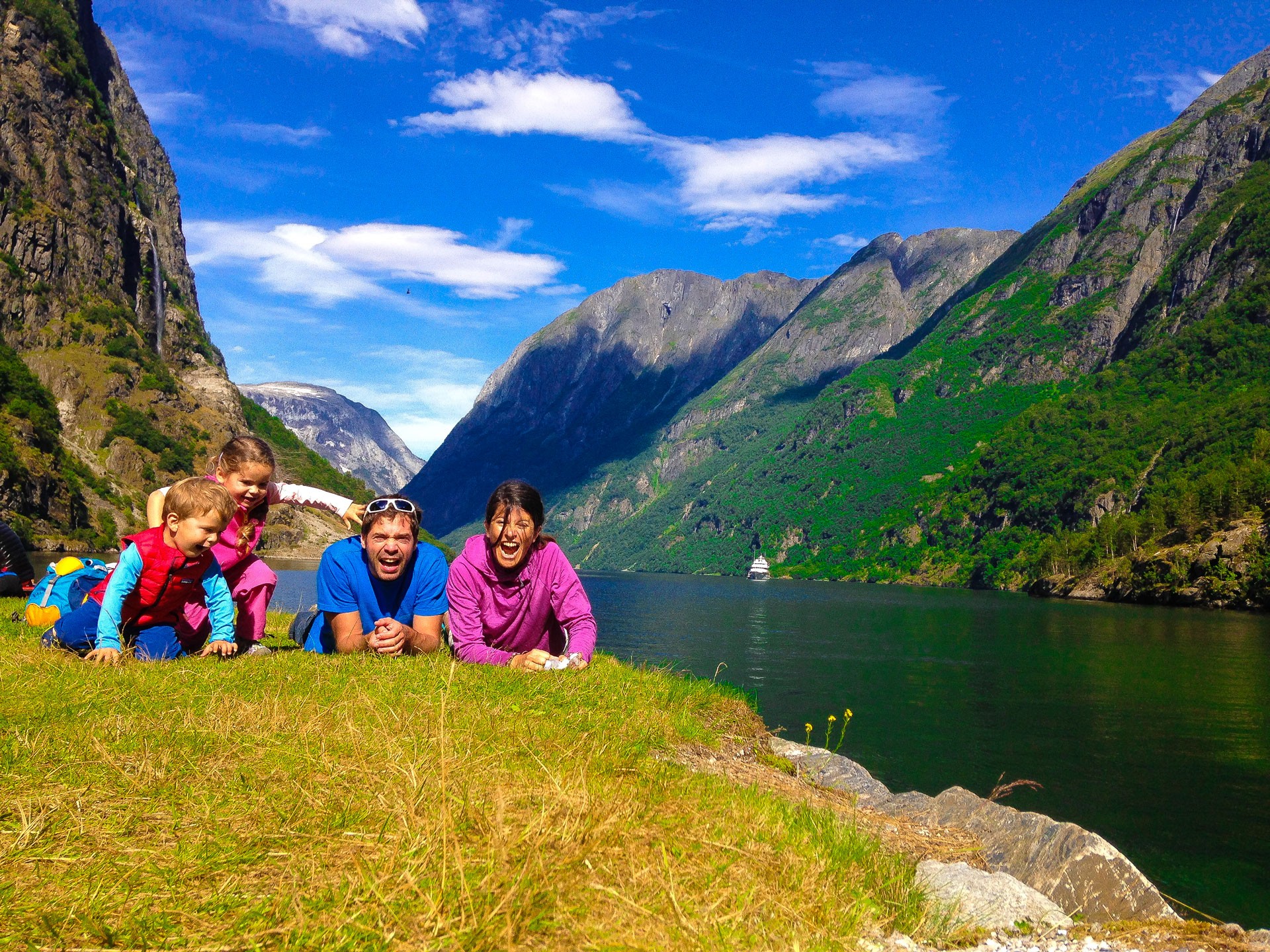 Voyage Norvege Famille Fjord 1920x1080