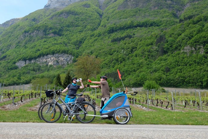 Le grand comparatif de remorques vélo enfant - Les Petits Baroudeurs