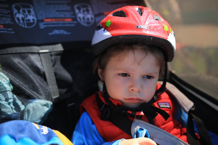 Casque enfant remorque vélo