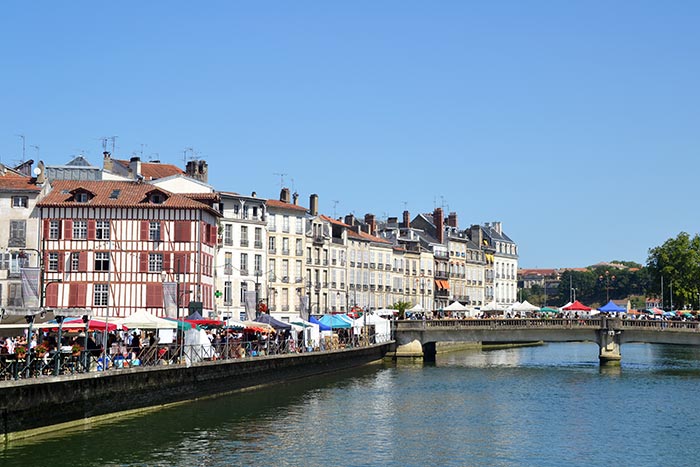 Bayonne et le cours de la Nive