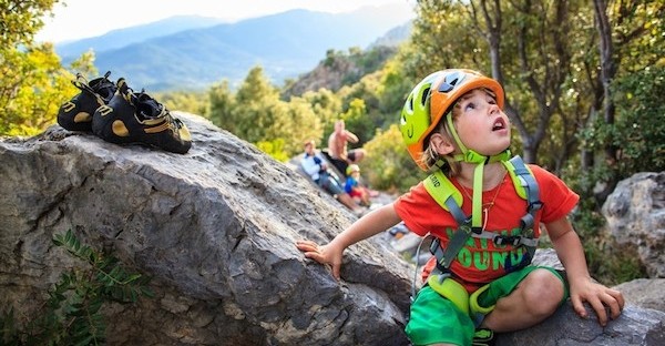 Escalade : à quel âge un enfant peut-il débuter ?