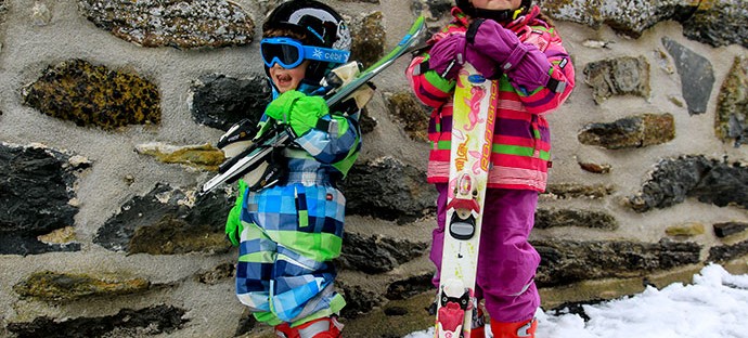 Enfant : à quel age débuter le ski ?