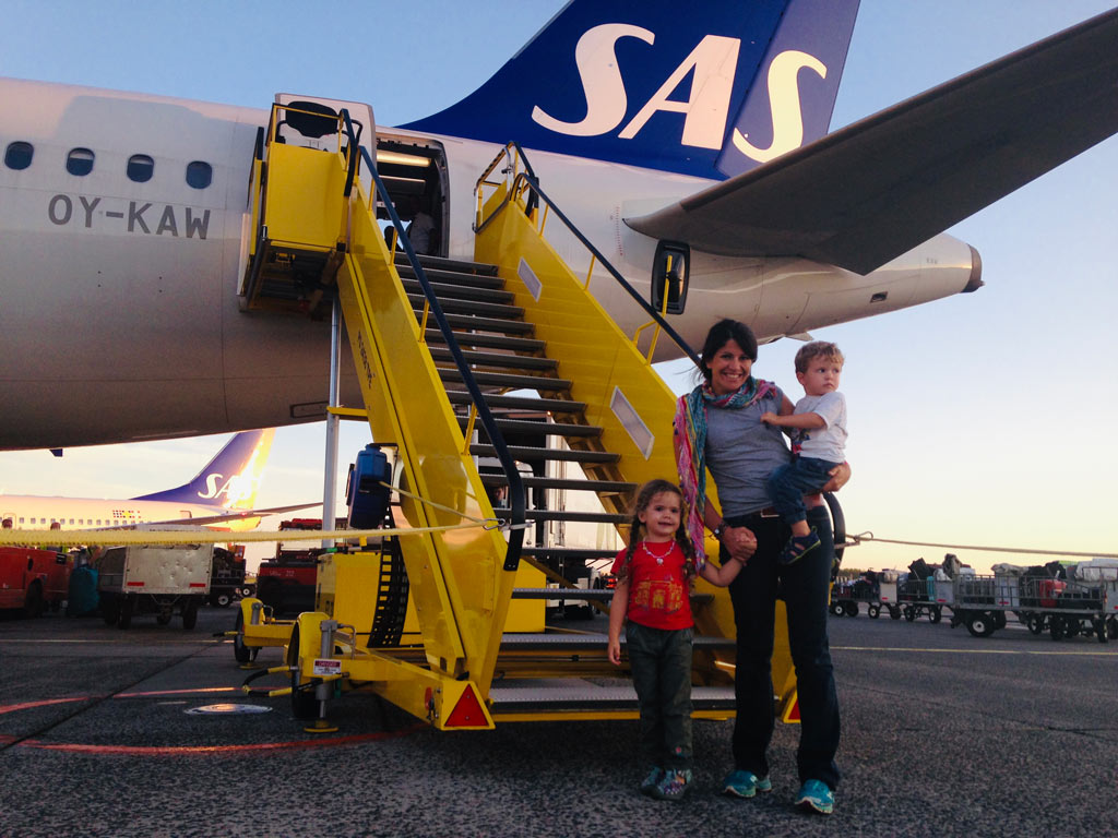 En avion avec bébé - Châtelaine