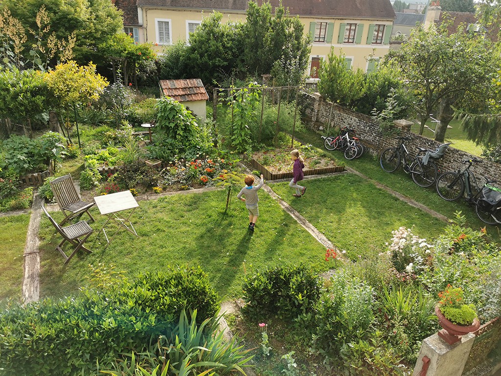 Véloscénie en famille : jardin de la porte-rouge