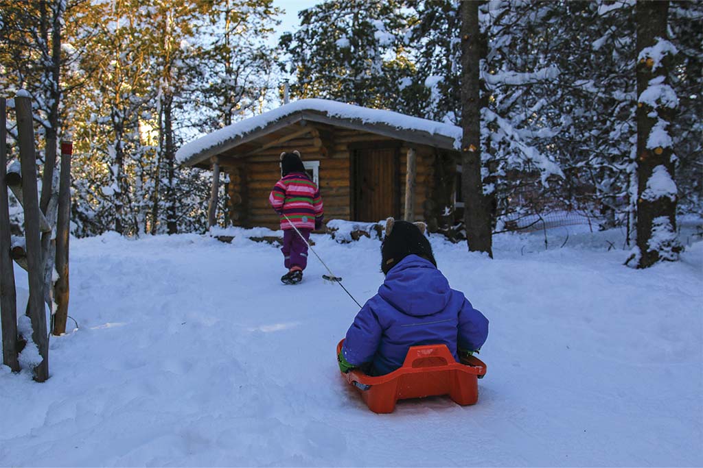 Cabane hiver enfant