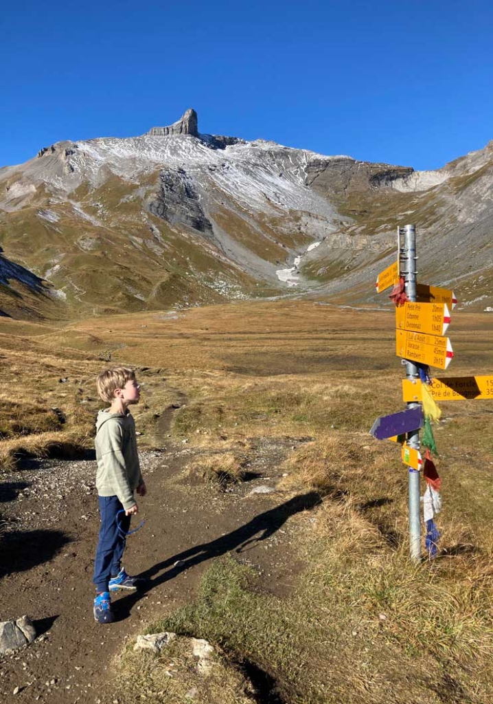 5 randonnées en Suisse - sur le chemin de la cabane de Fenestral
