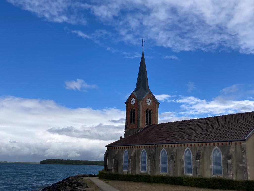 De la Meuse à l'Aube - Eglise de Champaubert