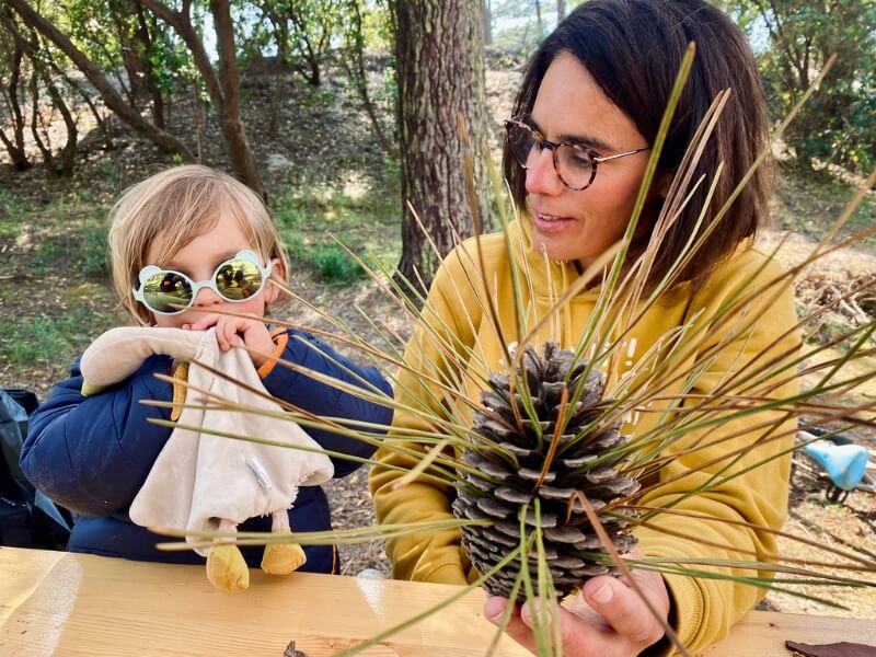 yoga parent enfants en pleine nature